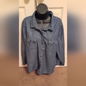 Old Navy Women's Button down LS top